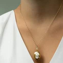 Special Edition Oval Locket with Vintage Diamonds