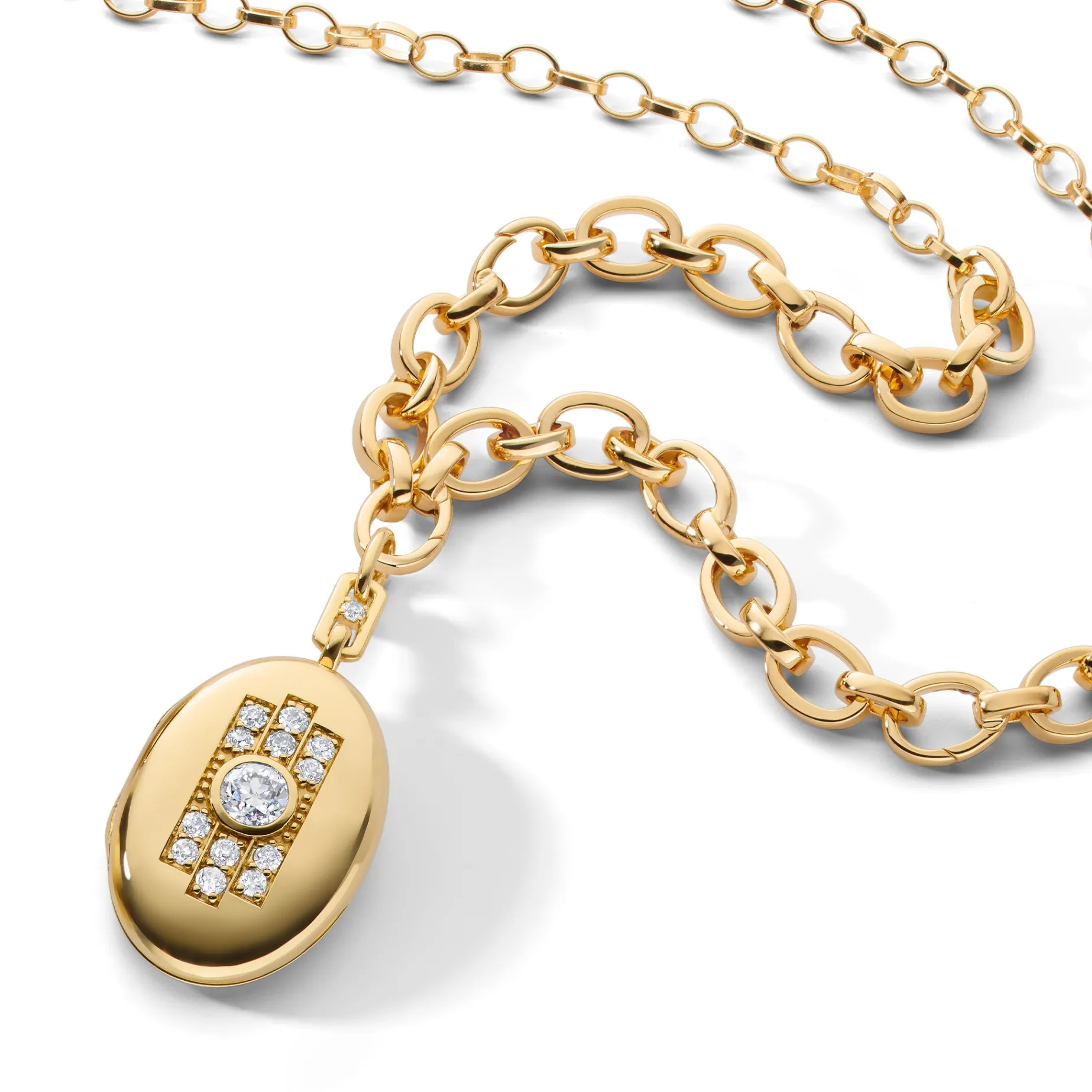 Special Edition Oval Locket with Vintage Diamonds