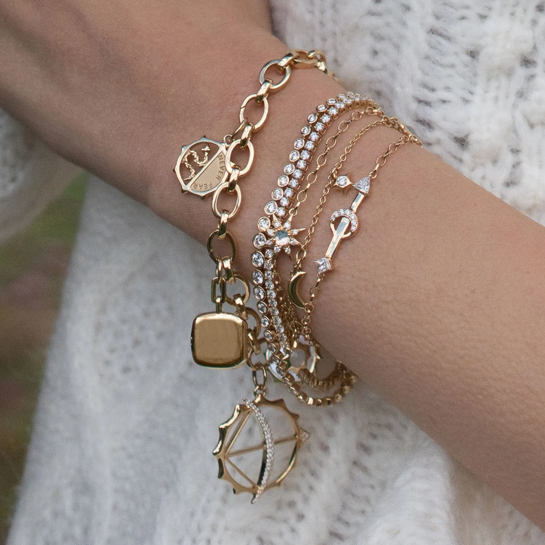 Strength Arrow and Diamond Petite Poesy Bracelet