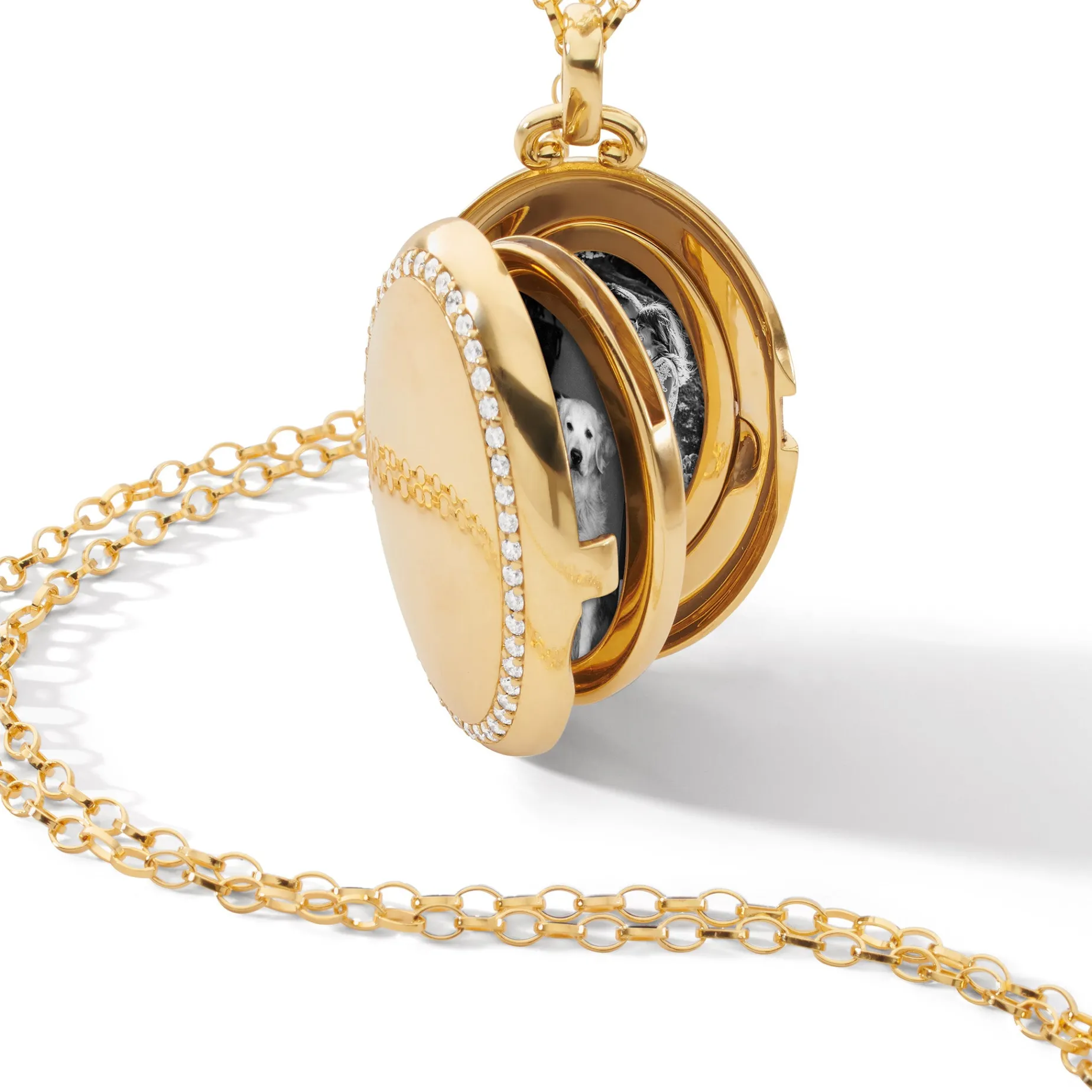 The Four Image "Premier" 18K Yellow Gold Diamond Locket
